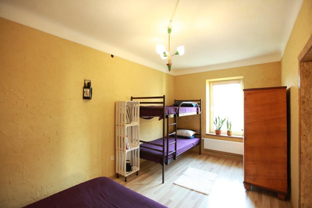Apartment On Zaliznychna Lviv Ruang foto